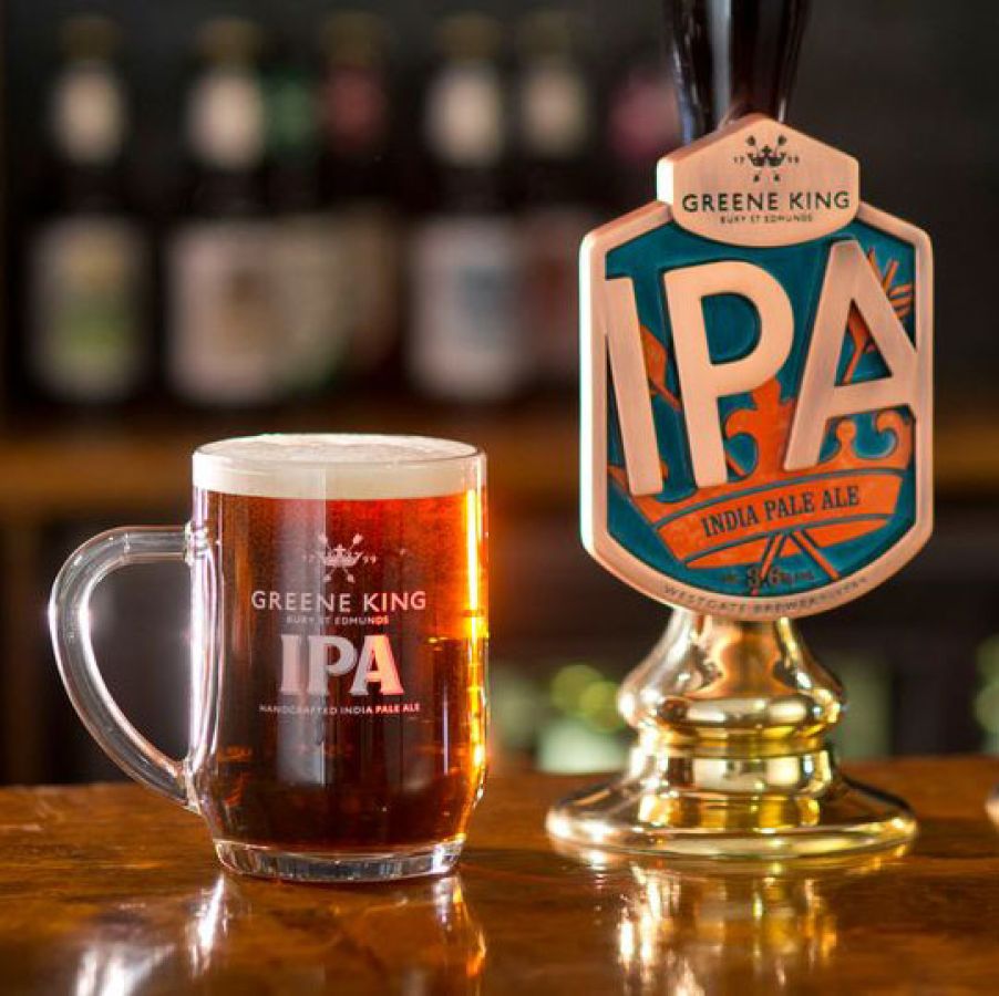 Pint and pump clamp of Greene King's IPA © Greene King Brewery