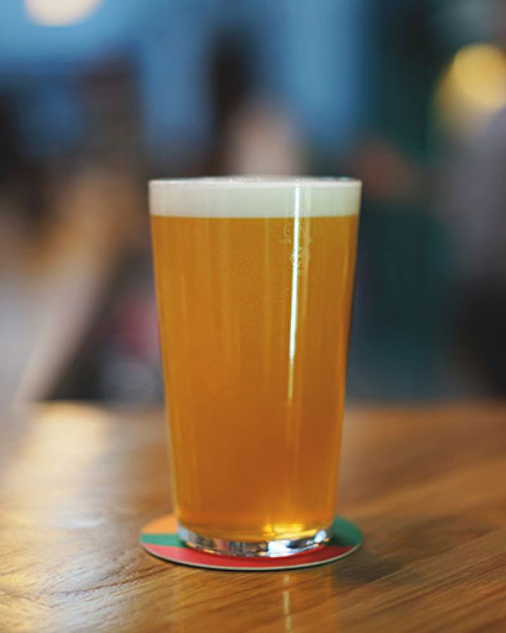 Photo of a glass of Hazy Beer; ©2021, Matthew Curtis Photography