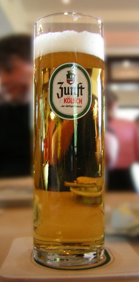 Image of a Zunft-Kölsch taken by Trexer. https://creativecommons.org/licenses/by-sa/3.0/